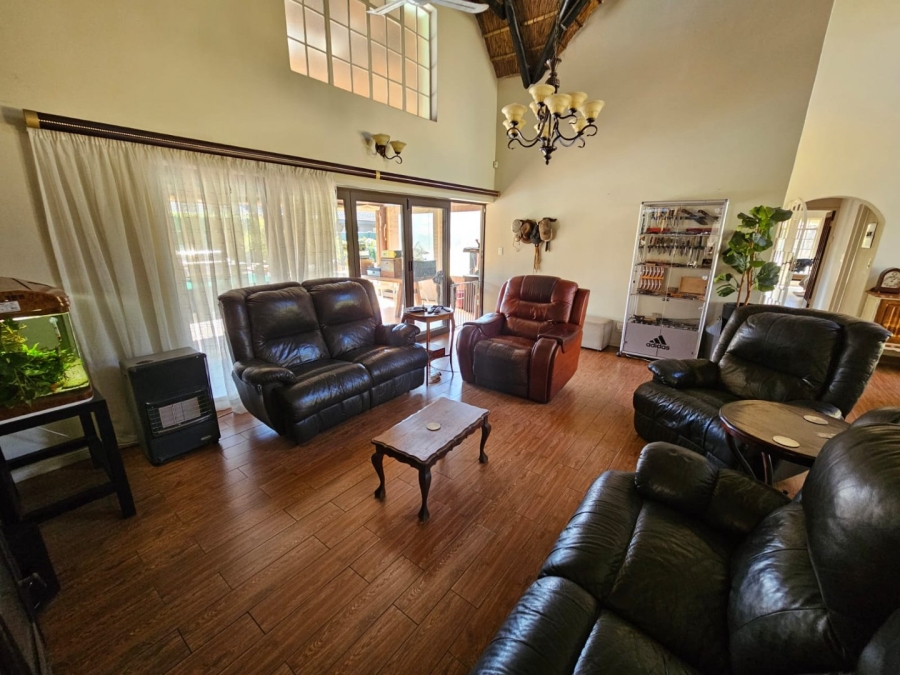 4 Bedroom Property for Sale in Vaalpark Free State